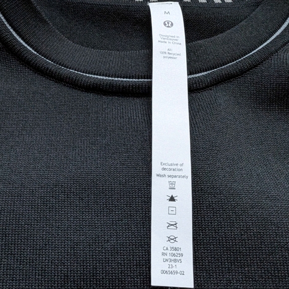 Lululemon Boxy Knit T-Shirt Black Cropped Rare Woven Solid Women's size Medium - Picture 12 of 13